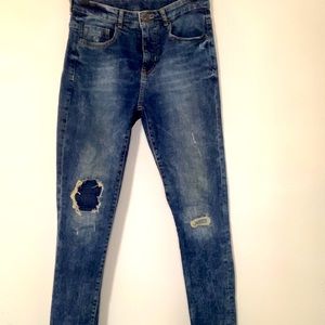 Zara Boys blue denim size (13-14)Y 164cm knee ripped skinny jeans
